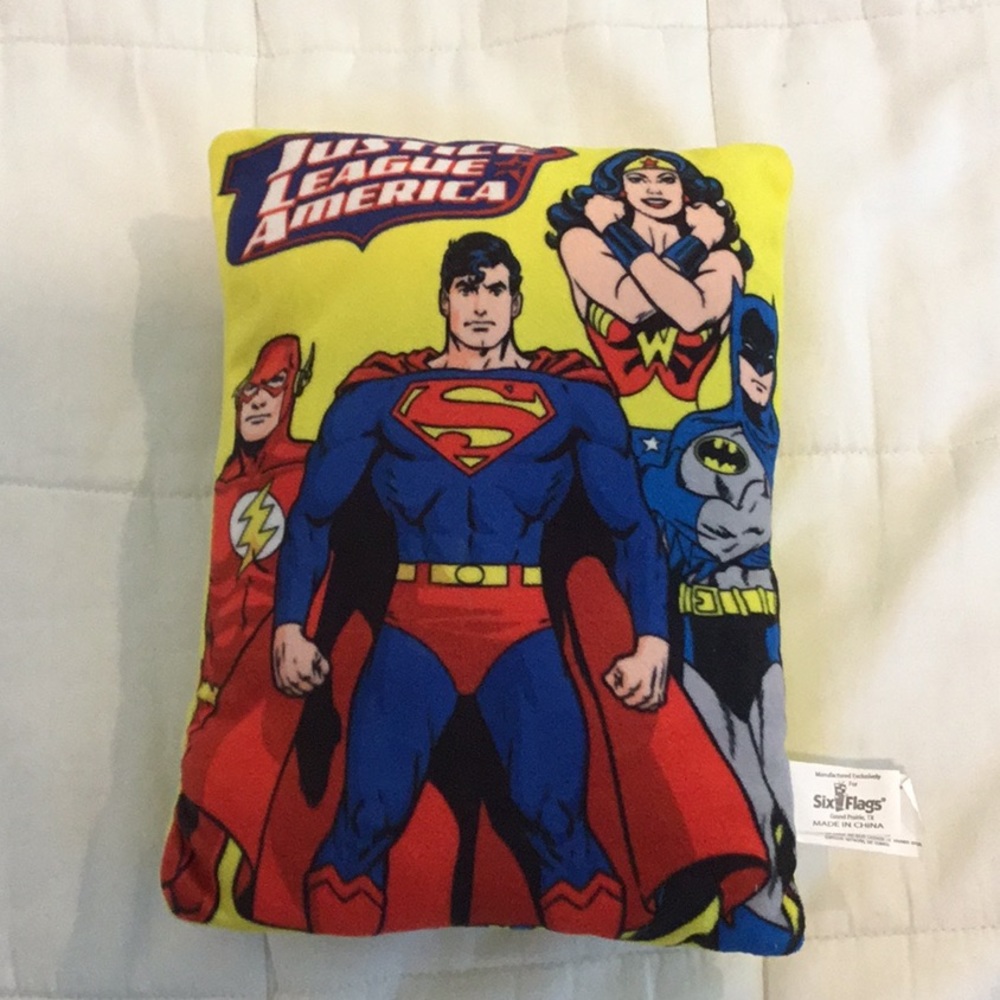 Marvel mini pillow